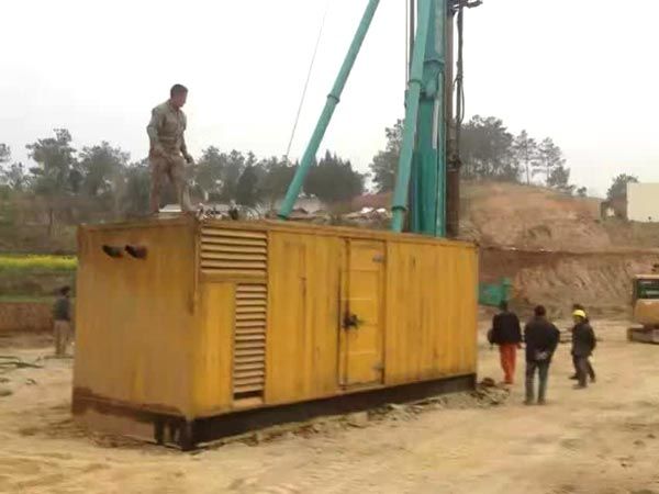 忻府如何判断水冷式机油散热器密封件是否需要更换?